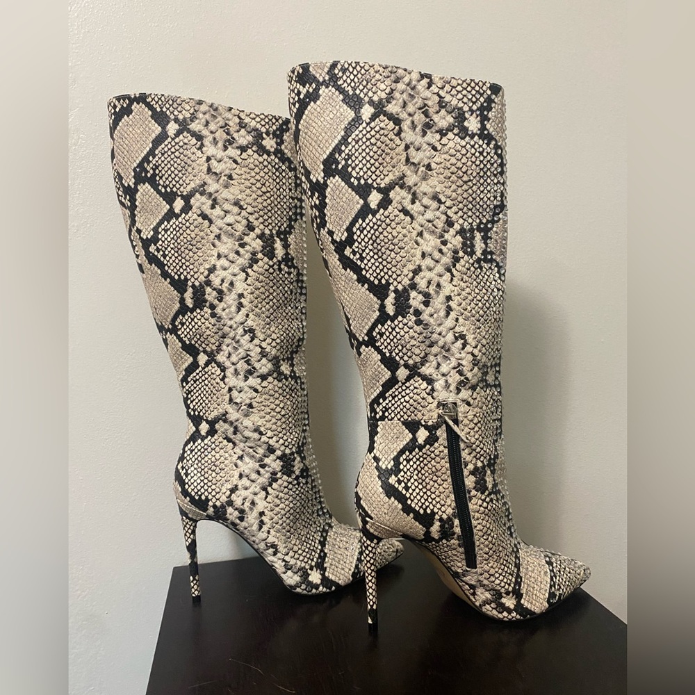 JLO Jennifer Lopez Snakeskin Rhinestone Mid-Calf Boots